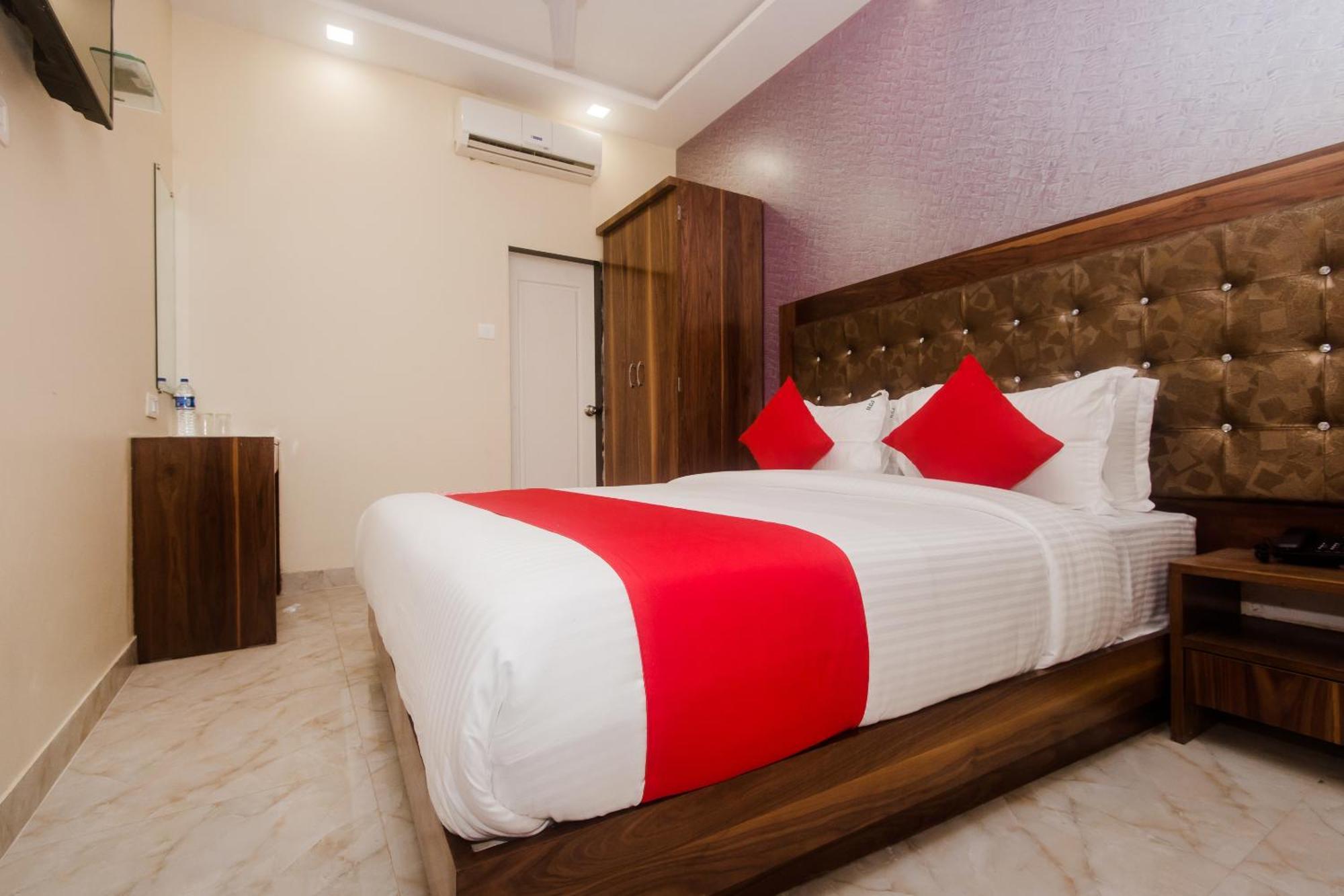 Hotel O Greenforest Near Airport Road Metro Station Bombay Eksteriør billede